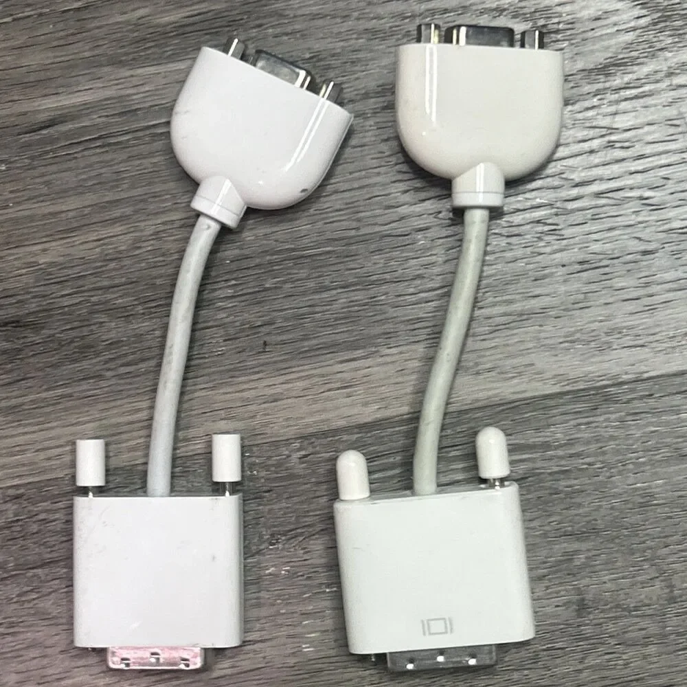 2 Apple DVI-I Male to VGA-Female Monitor Adapter Cable Connectors Projector Used